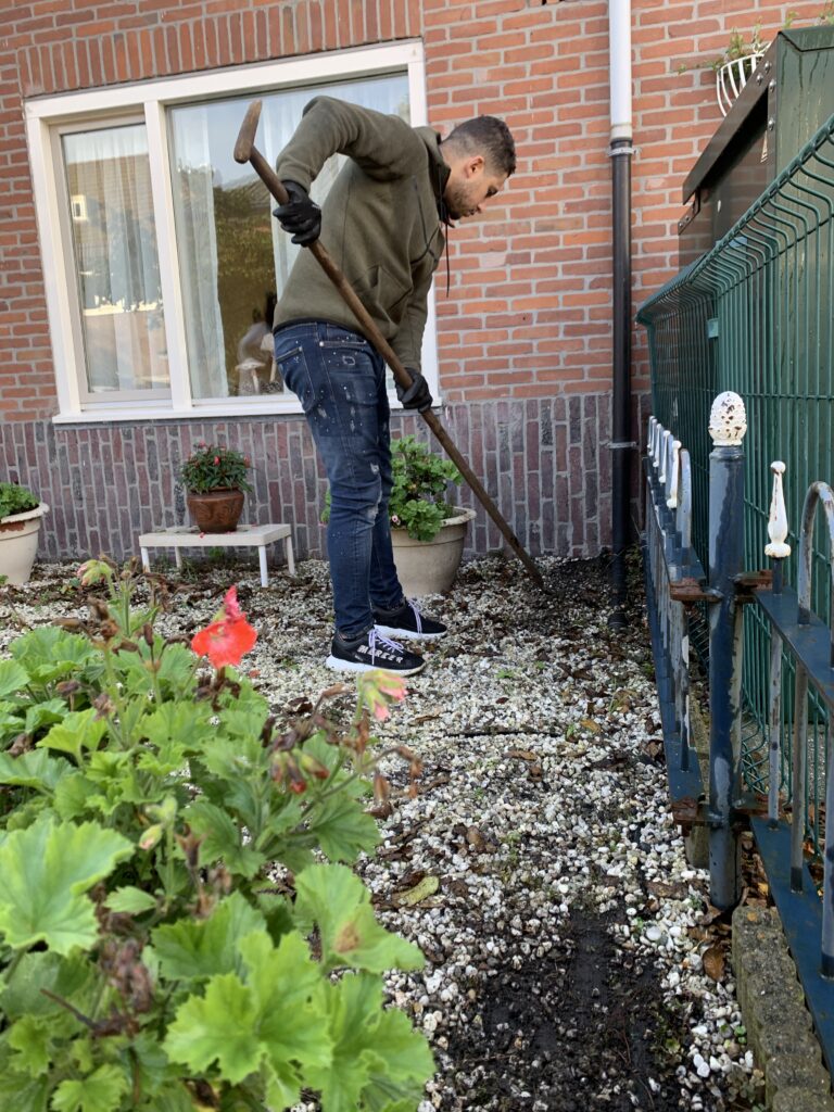 Uniyoung tuinieren met ouderen 1