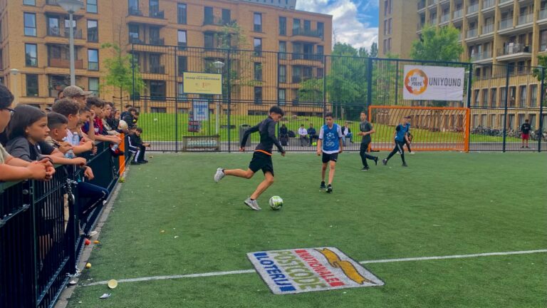 UniYoung voetbal championsleague