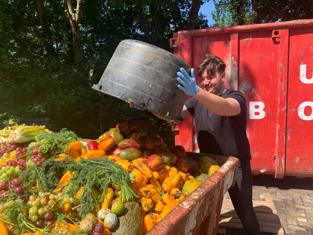 bd128f7a-35b2-40a6-af90-e75a39ccb63f