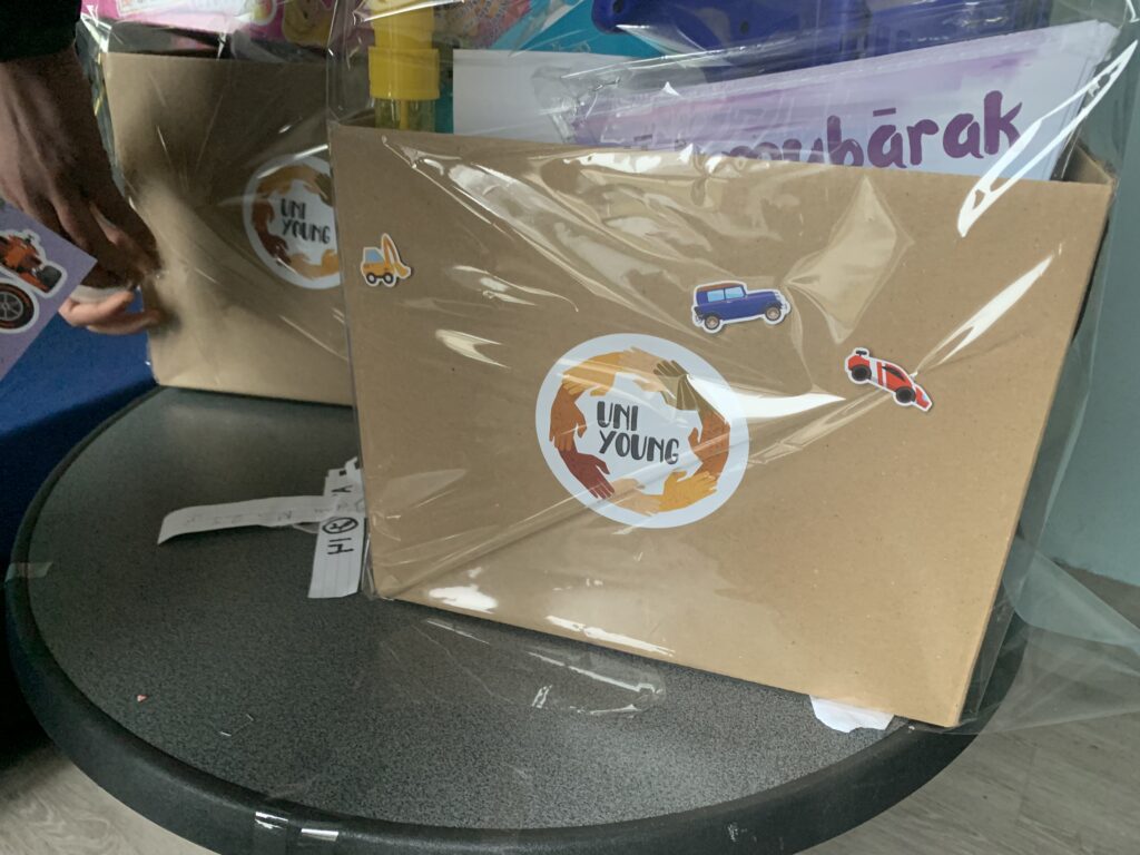 Uniyoung cadeaupakketten